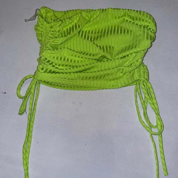 Neon crop top with side strings - Picture 2 of 2